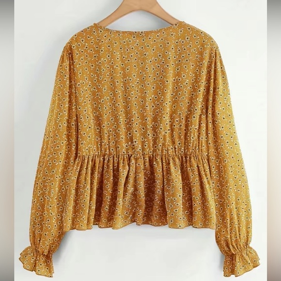 Yellow floral blouse - Picture 2 of 8